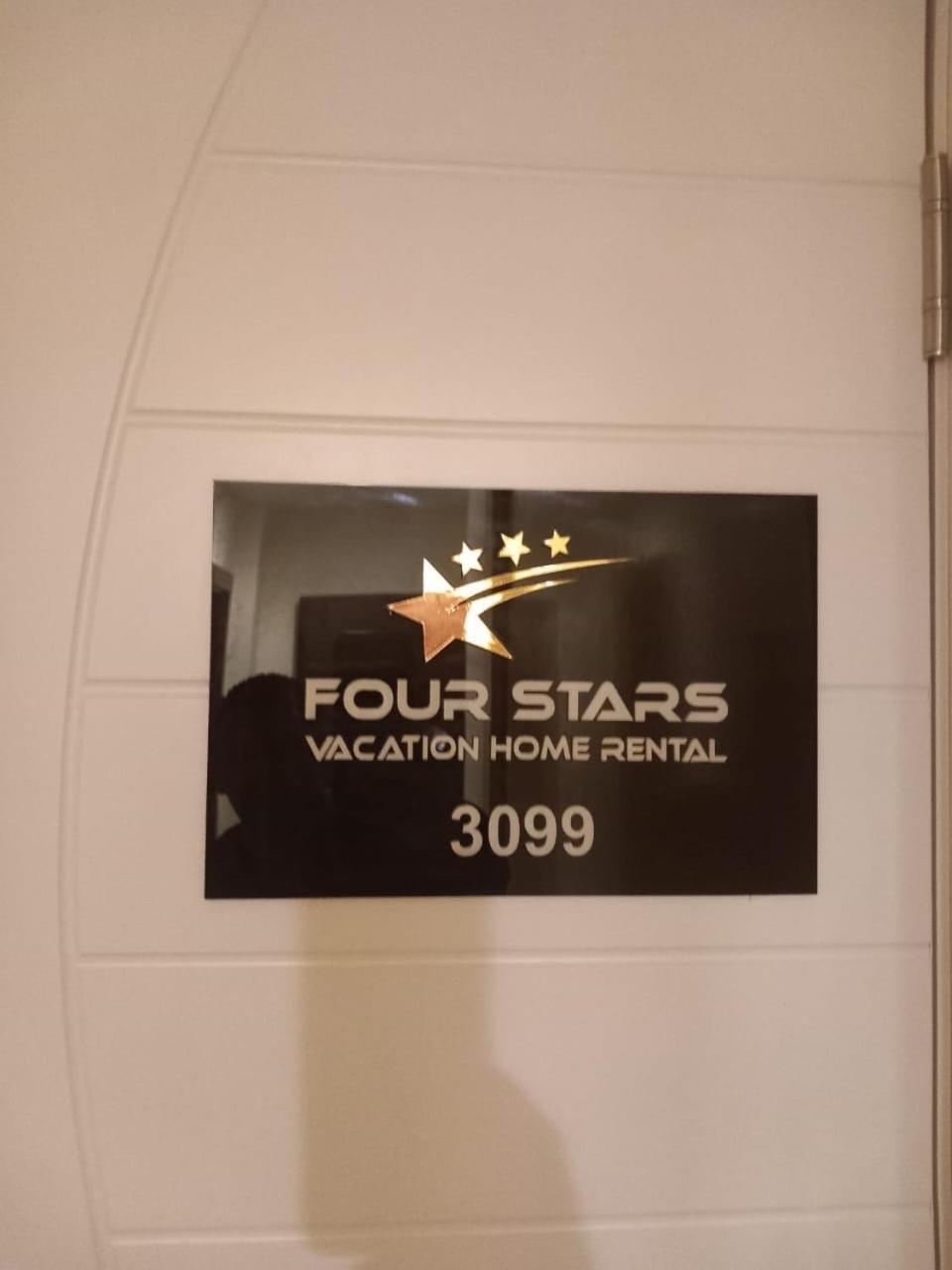 Four Stars Hostel Dubai Exterior photo