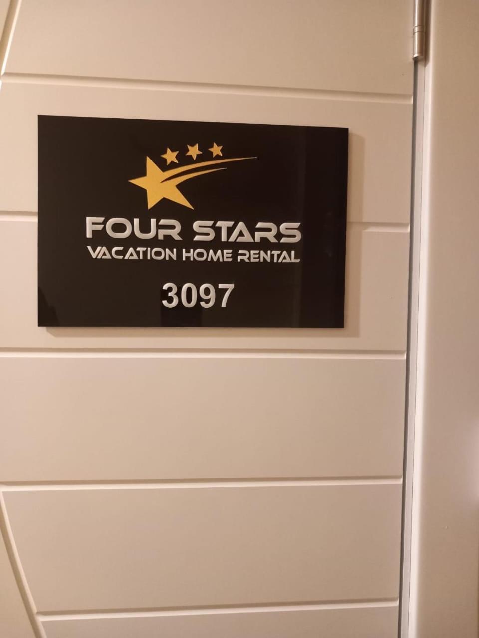 Four Stars Hostel Dubai Exterior photo